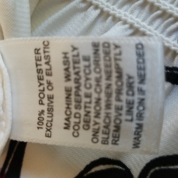 White House Black Market Off-The-Shoulder Blouse - Picture 8 of 8